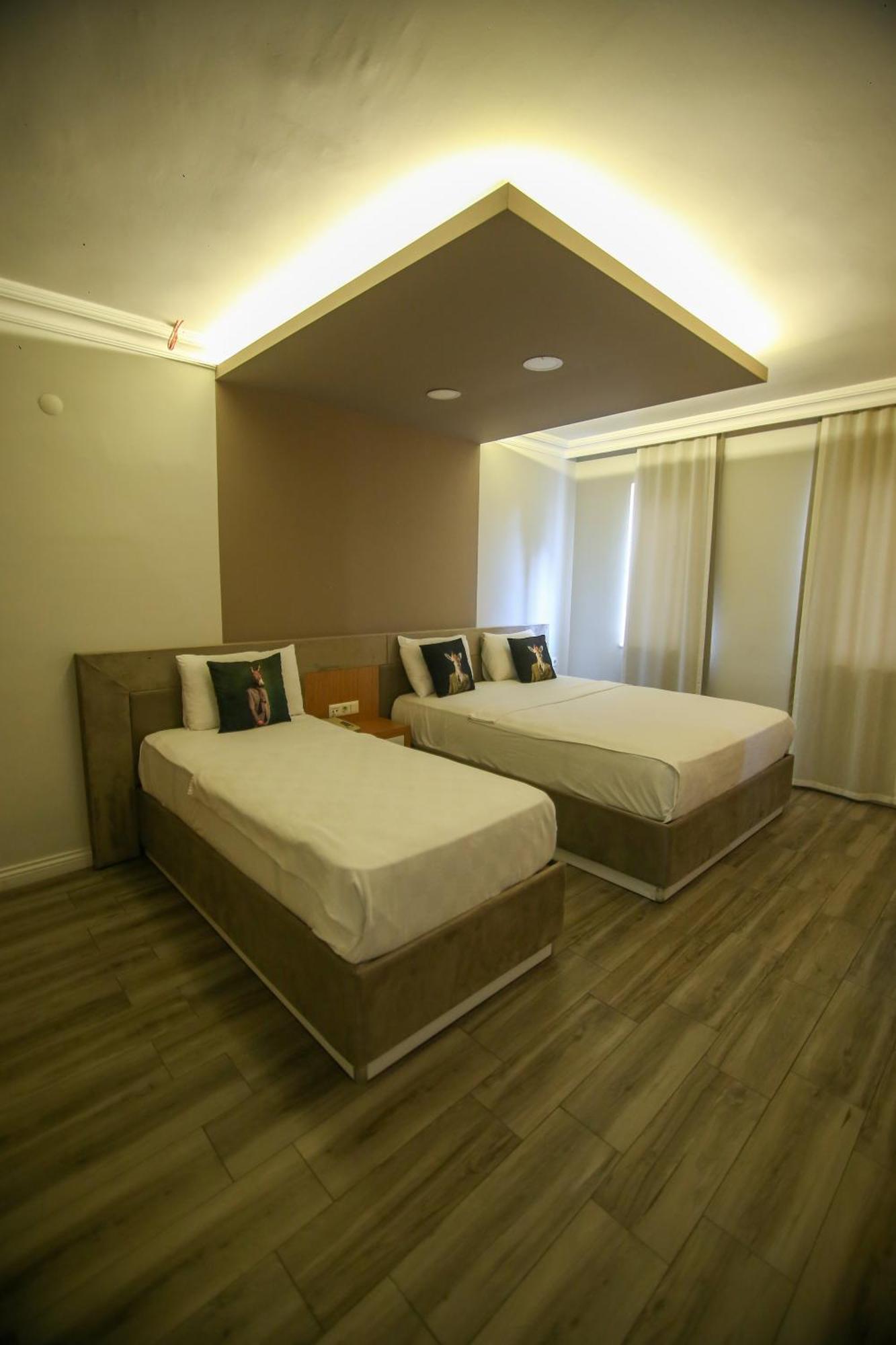 Cevik Palace Hotel อันตัลยา ภายนอก รูปภาพ