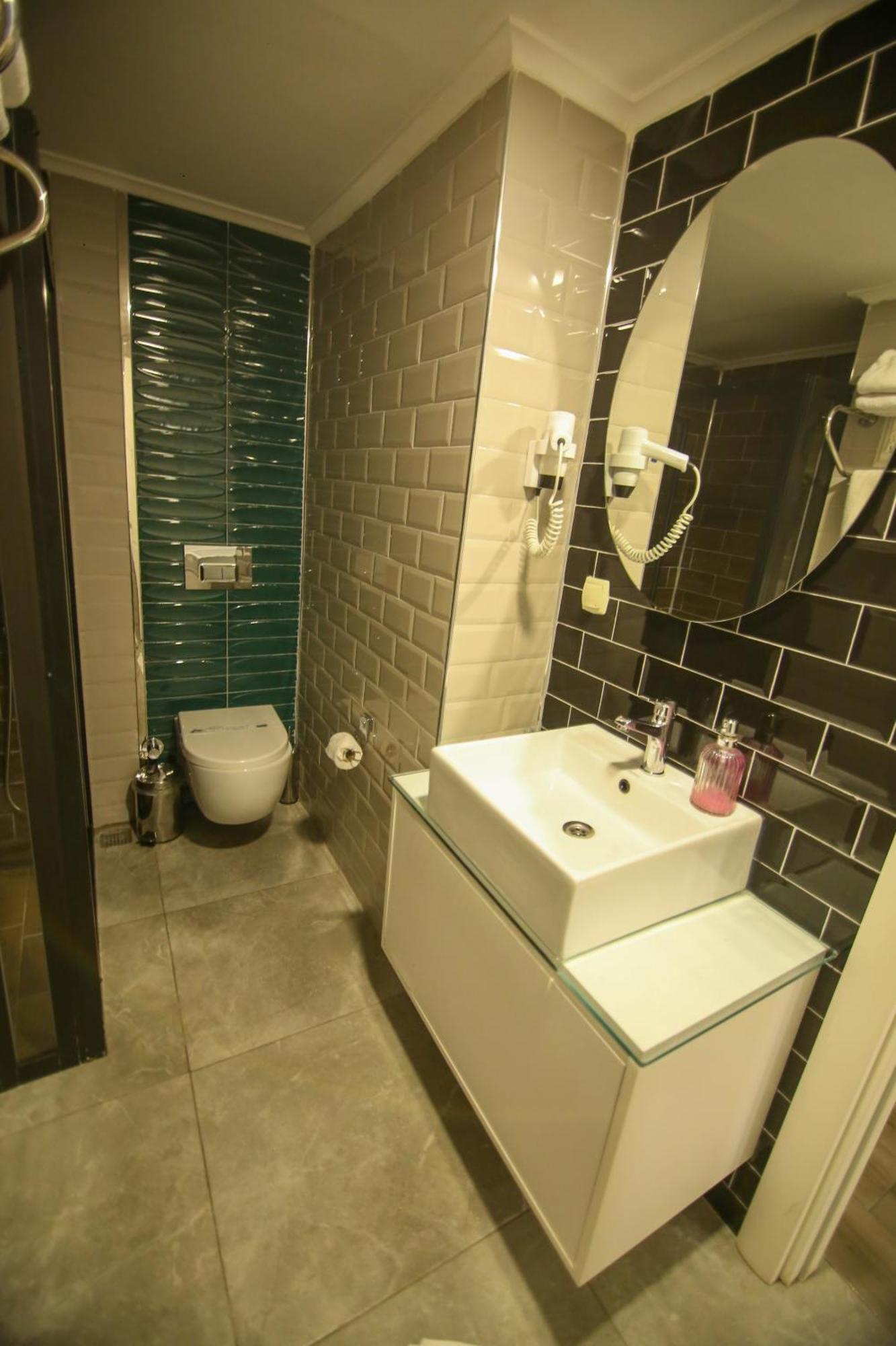 Cevik Palace Hotel อันตัลยา ภายนอก รูปภาพ