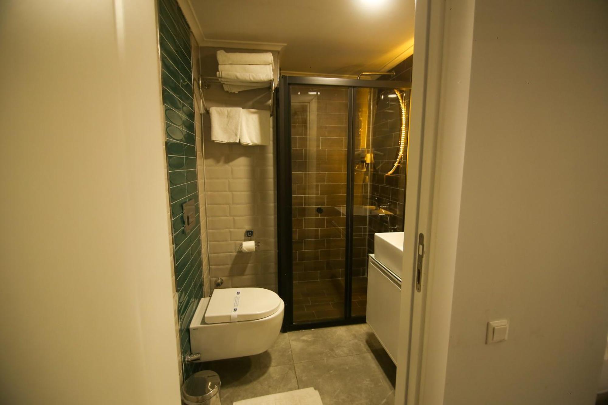 Cevik Palace Hotel อันตัลยา ภายนอก รูปภาพ