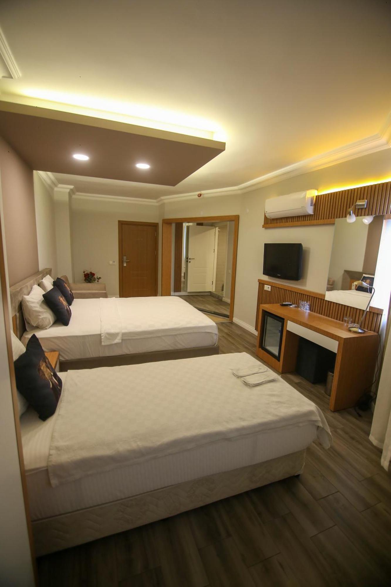 Cevik Palace Hotel อันตัลยา ภายนอก รูปภาพ