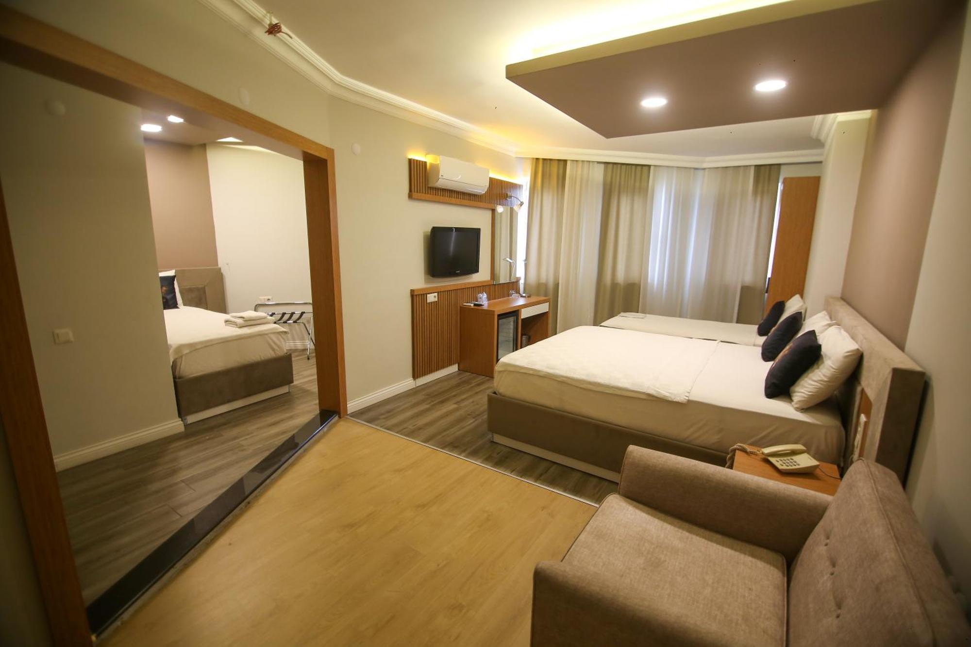 Cevik Palace Hotel อันตัลยา ภายนอก รูปภาพ