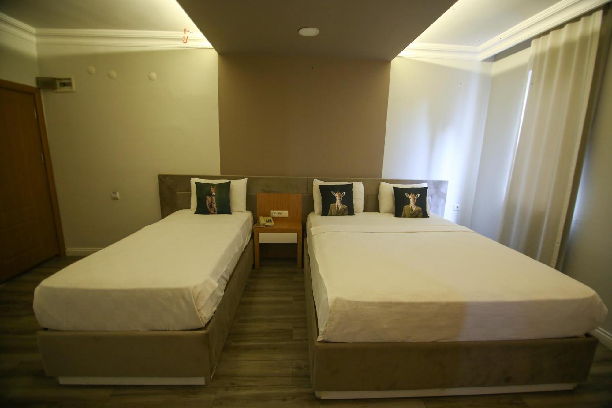 Cevik Palace Hotel อันตัลยา ภายนอก รูปภาพ